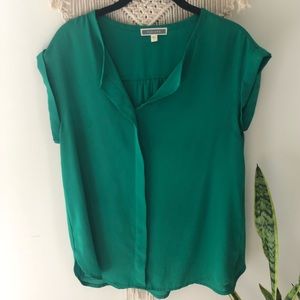 Pleione | Green Small Blouse | Gorgeous!